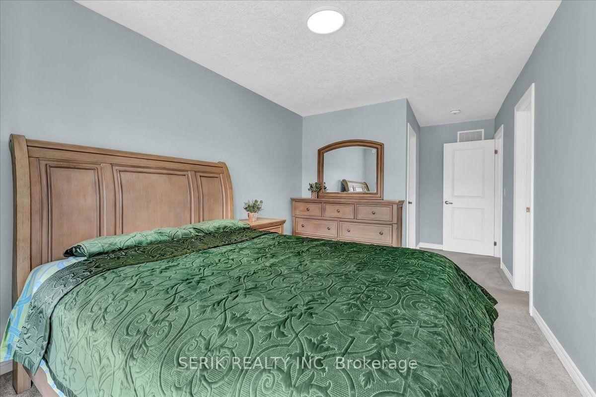 Photo 39 of 51 Georgina Street, Kitchener, Huron Park — HOMEH