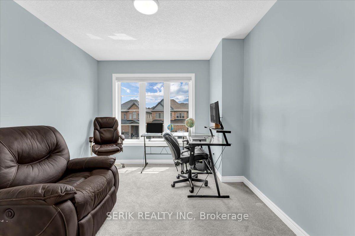 Photo 41 of 51 Georgina Street, Kitchener, Huron Park — HOMEH