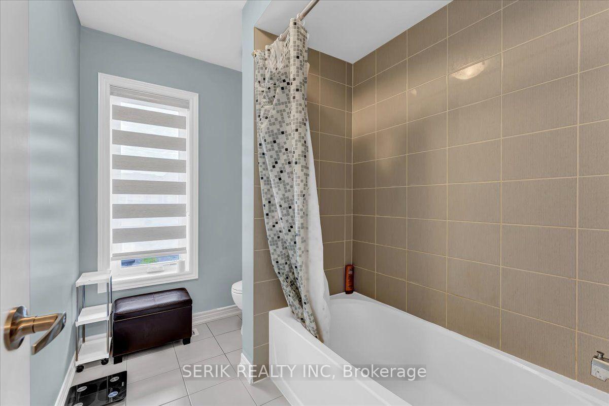 Photo 44 of 51 Georgina Street, Kitchener, Huron Park — HOMEH