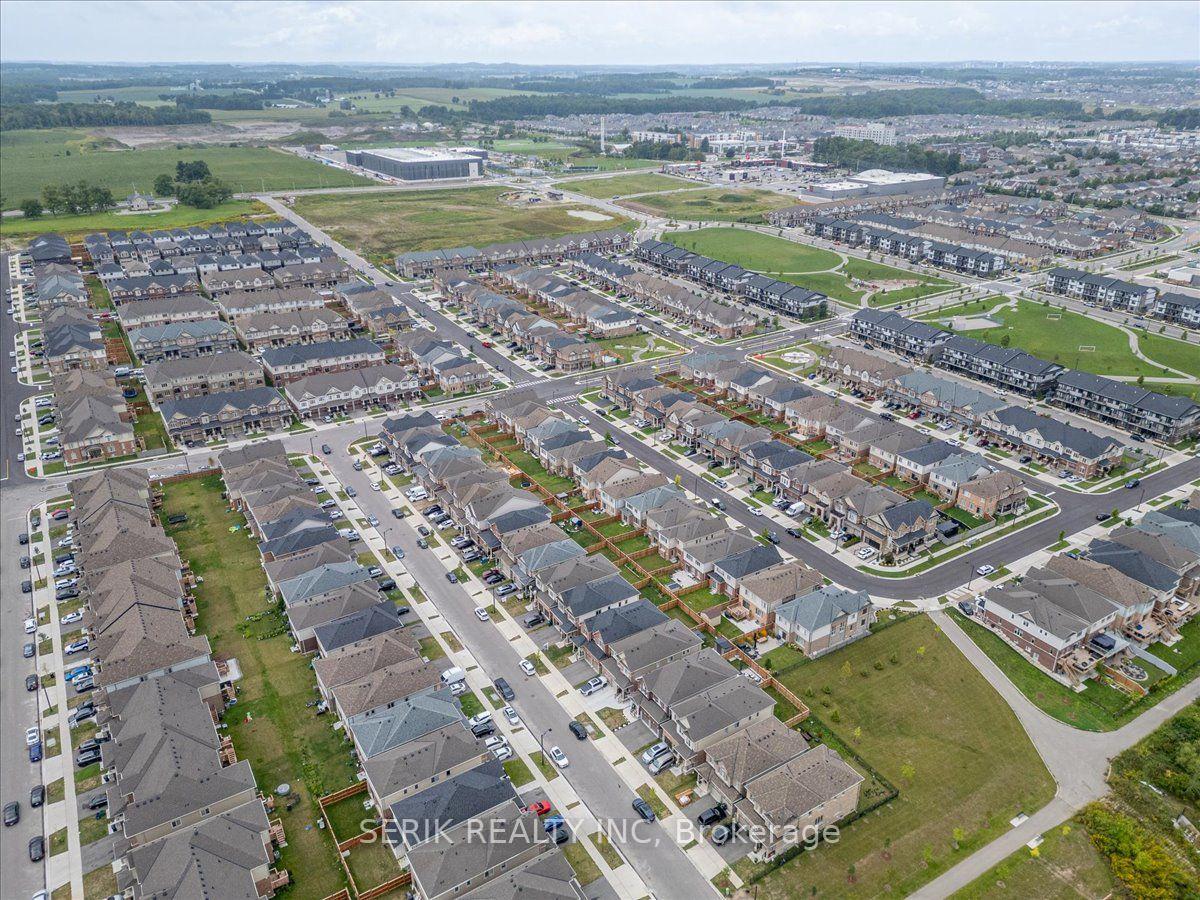 Photo 48 of 51 Georgina Street, Kitchener, Huron Park — HOMEH
