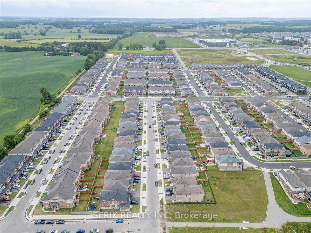 Photo 49 of 51 Georgina Street, Kitchener, Huron Park — HOMEH