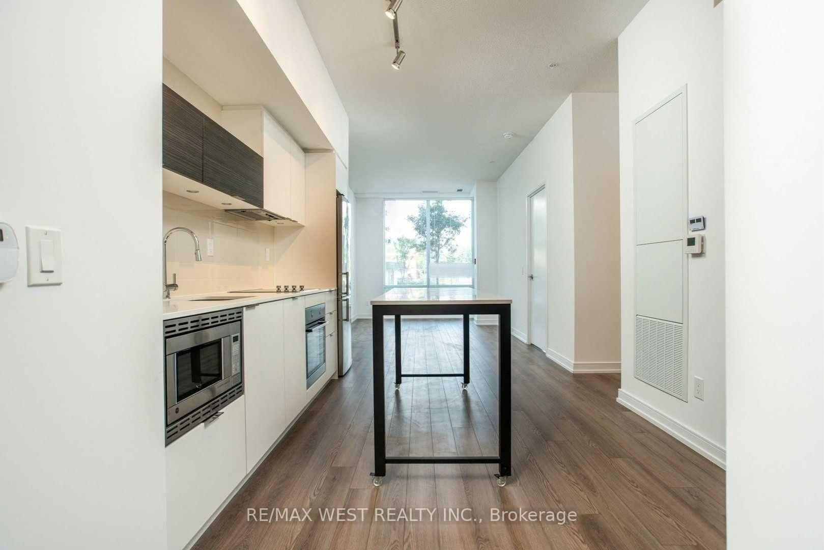 Photo 4 of Unit 103, 20 Thomas Riley Road, Etobicoke, Islington-City Centre West — HOMEH