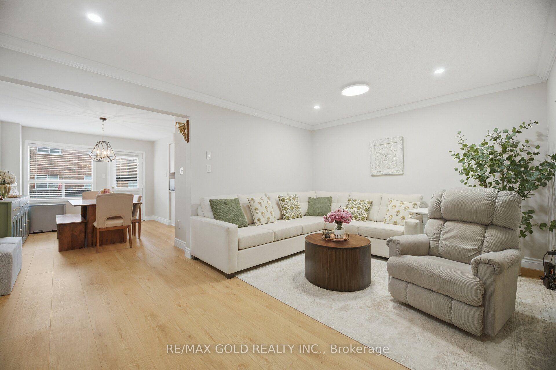 Photo 10 of 1795 Cobra Crescent, Burlington, Uptown — HOMEH