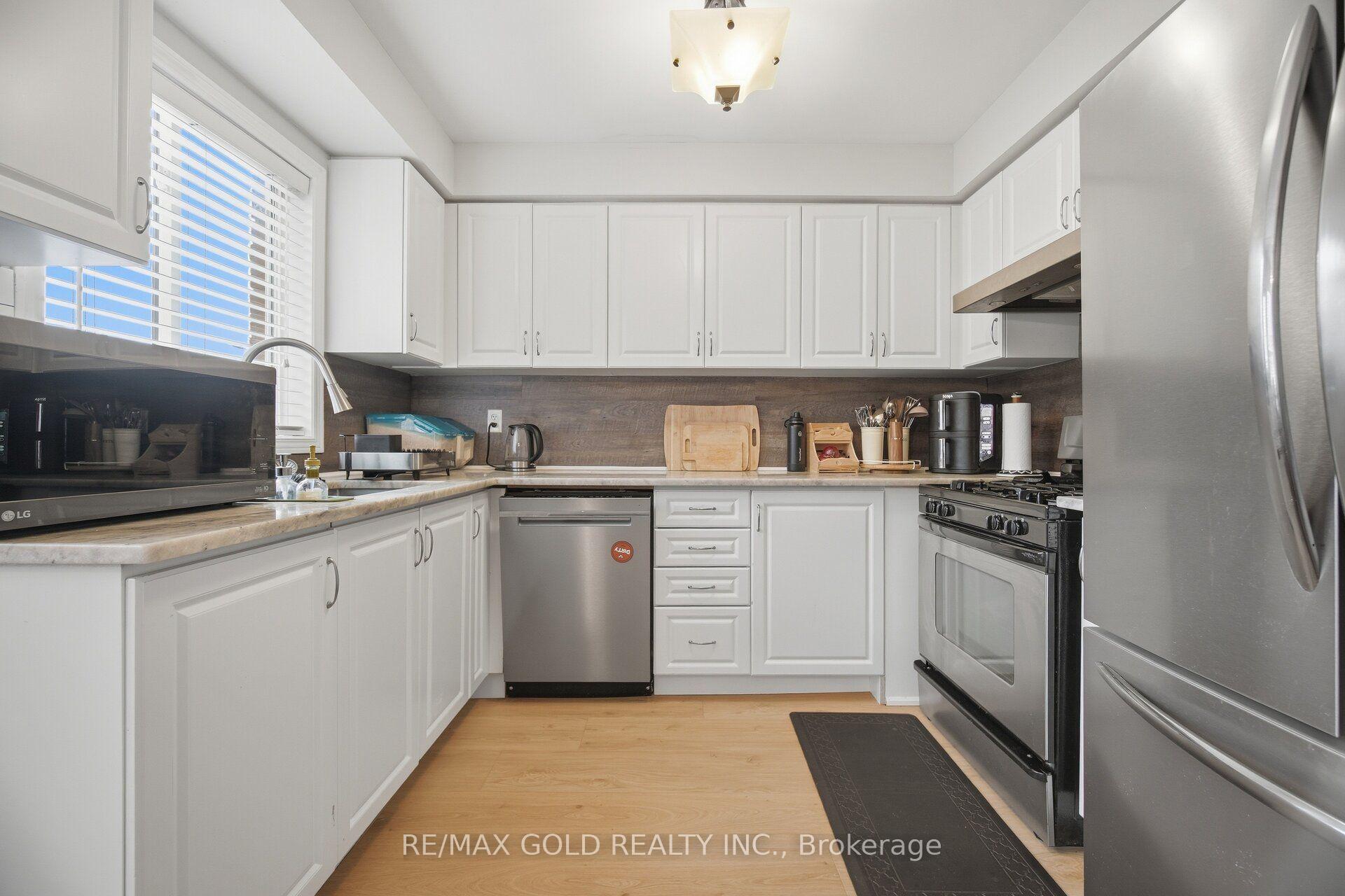 Photo 16 of 1795 Cobra Crescent, Burlington, Uptown — HOMEH
