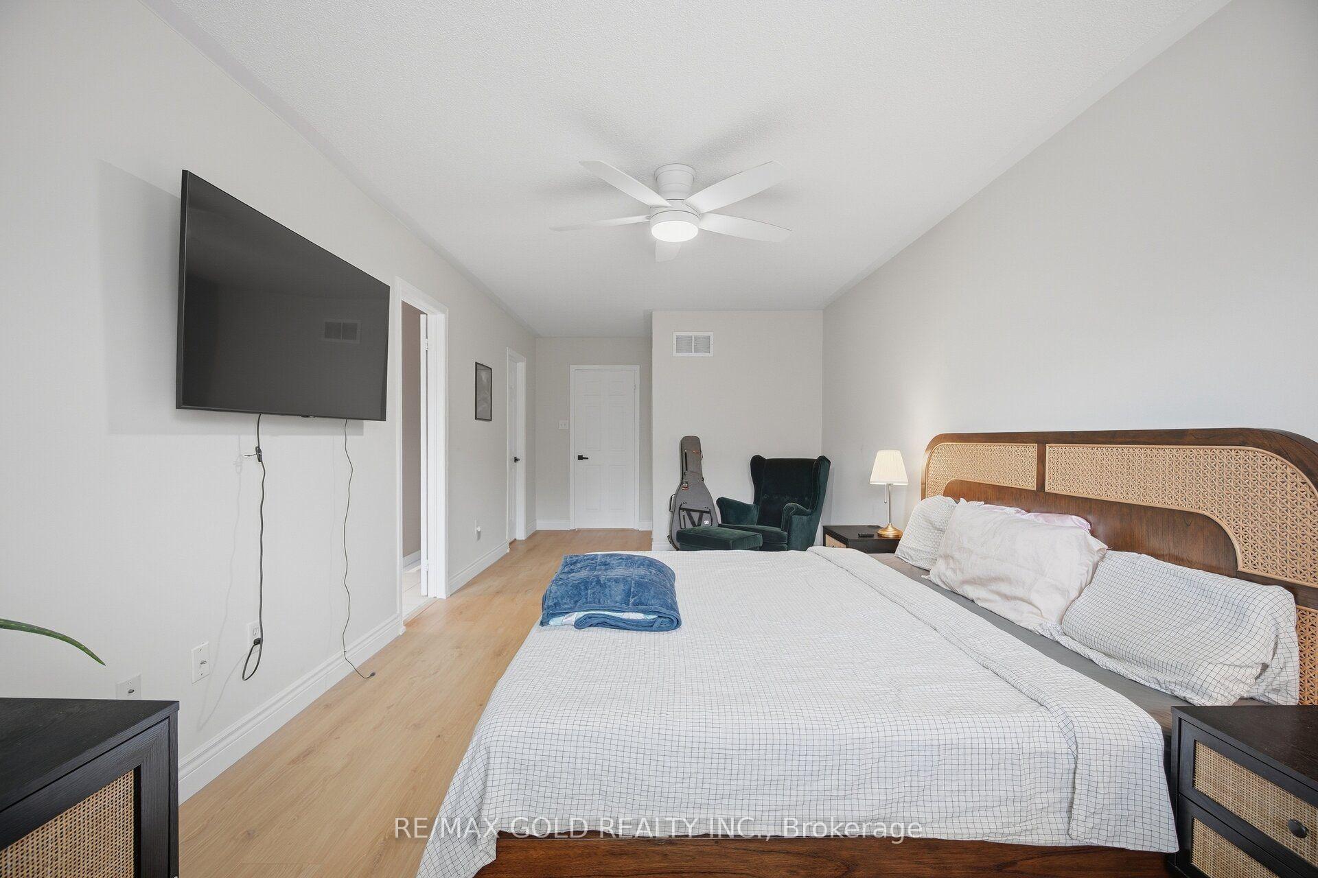 Photo 24 of 1795 Cobra Crescent, Burlington, Uptown — HOMEH