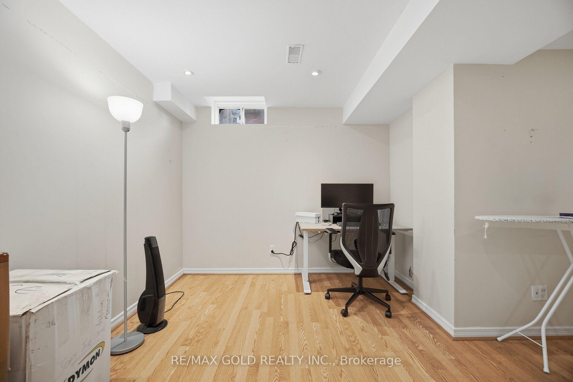 Photo 39 of 1795 Cobra Crescent, Burlington, Uptown — HOMEH