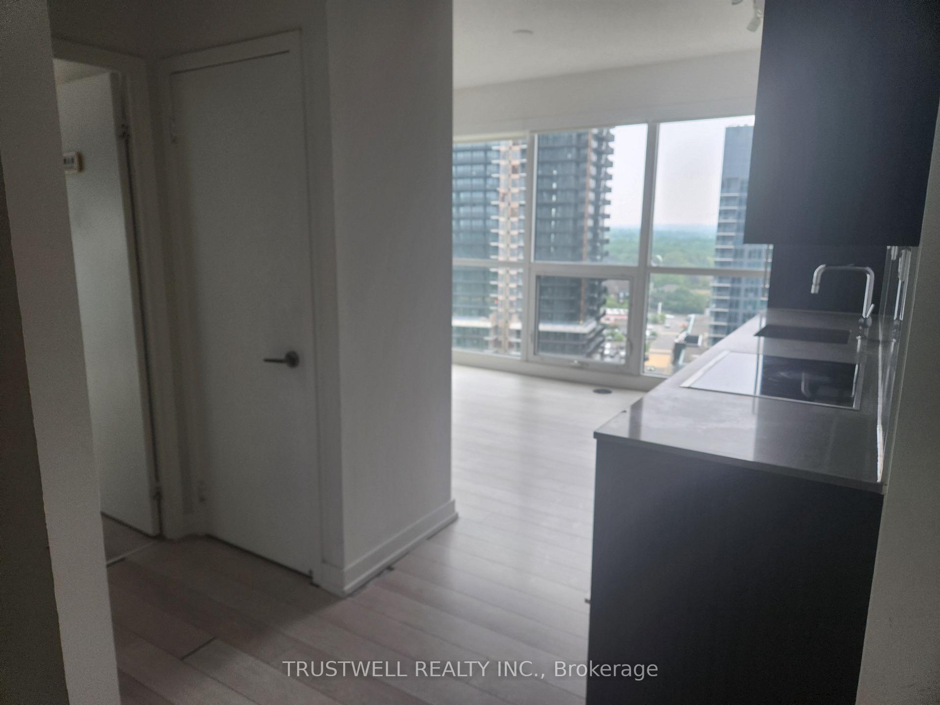 Photo 4 of Unit 1803, 115 Mcmahon Drive, North York, Bayview Village — HOMEH