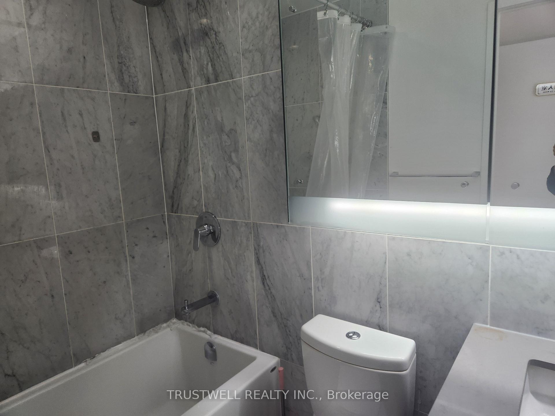 Photo 7 of Unit 1803, 115 Mcmahon Drive, North York, Bayview Village — HOMEH
