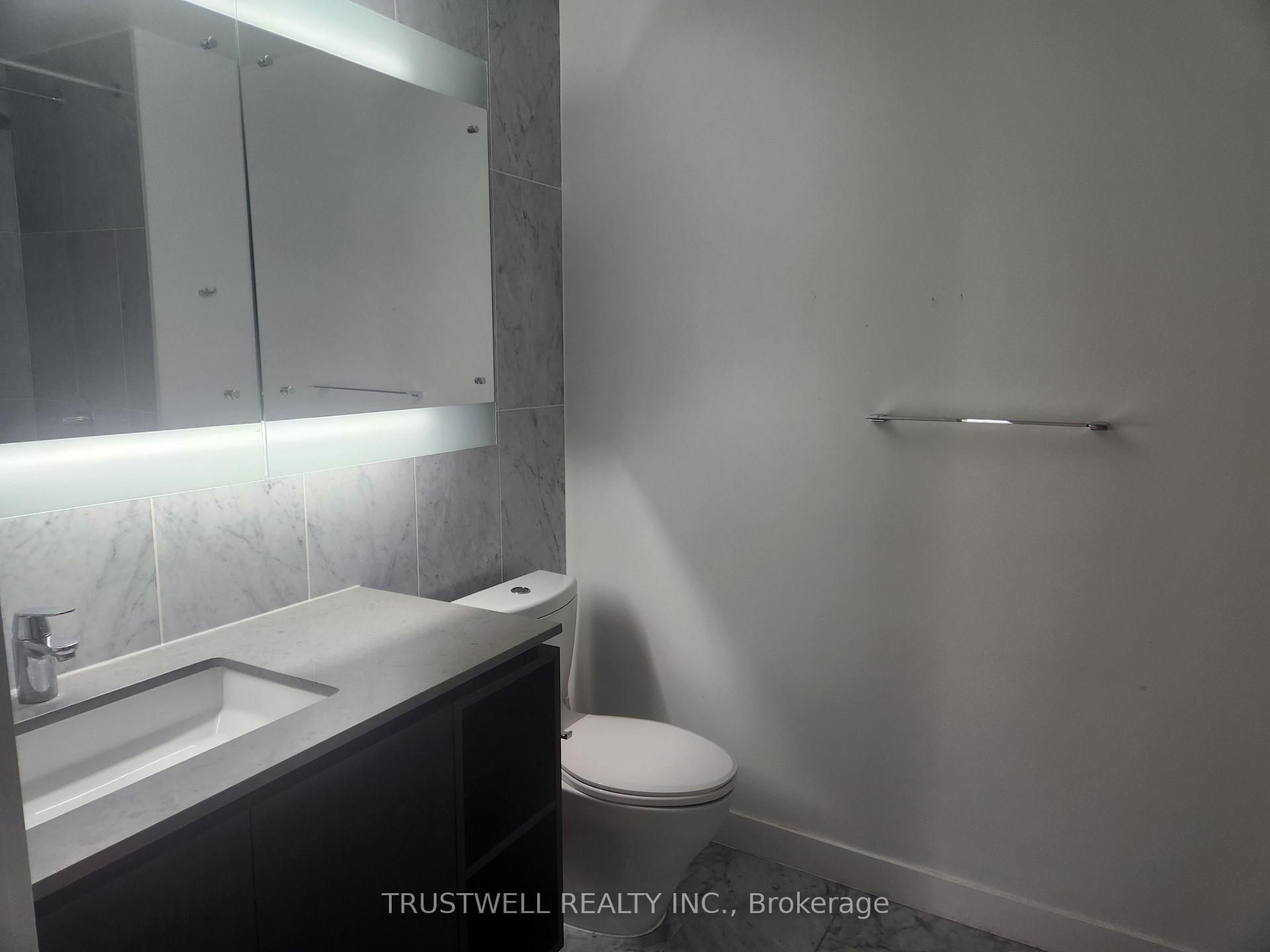 Photo 8 of Unit 1803, 115 Mcmahon Drive, North York, Bayview Village — HOMEH