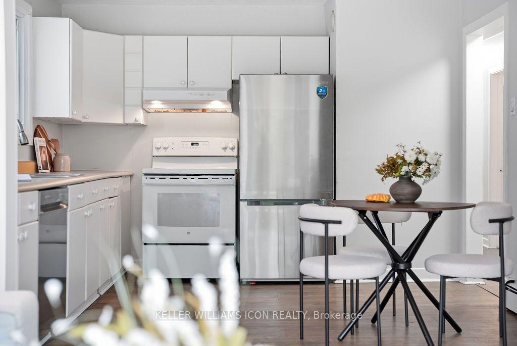 Photo 17 of 313 Savard Avenue, Ottawa, Vanier — HOMEH