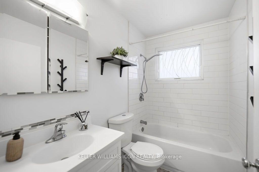 Photo 24 of 313 Savard Avenue, Ottawa, Vanier — HOMEH