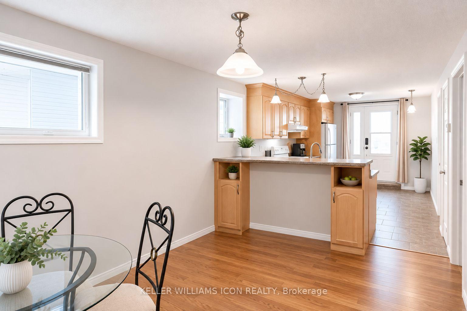 Photo 29 of 313 Savard Avenue, Ottawa, Vanier — HOMEH