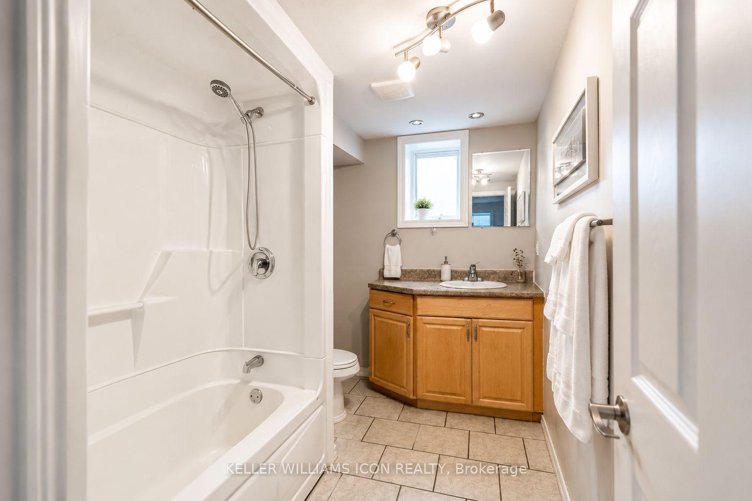 Photo 35 of 313 Savard Avenue, Ottawa, Vanier — HOMEH