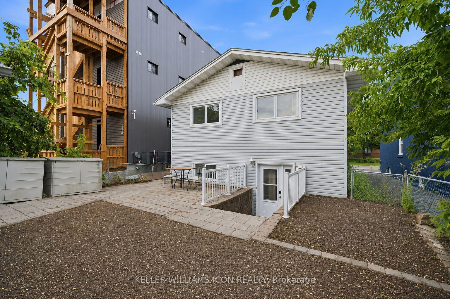 Photo 39 of 313 Savard Avenue, Ottawa, Vanier — HOMEH