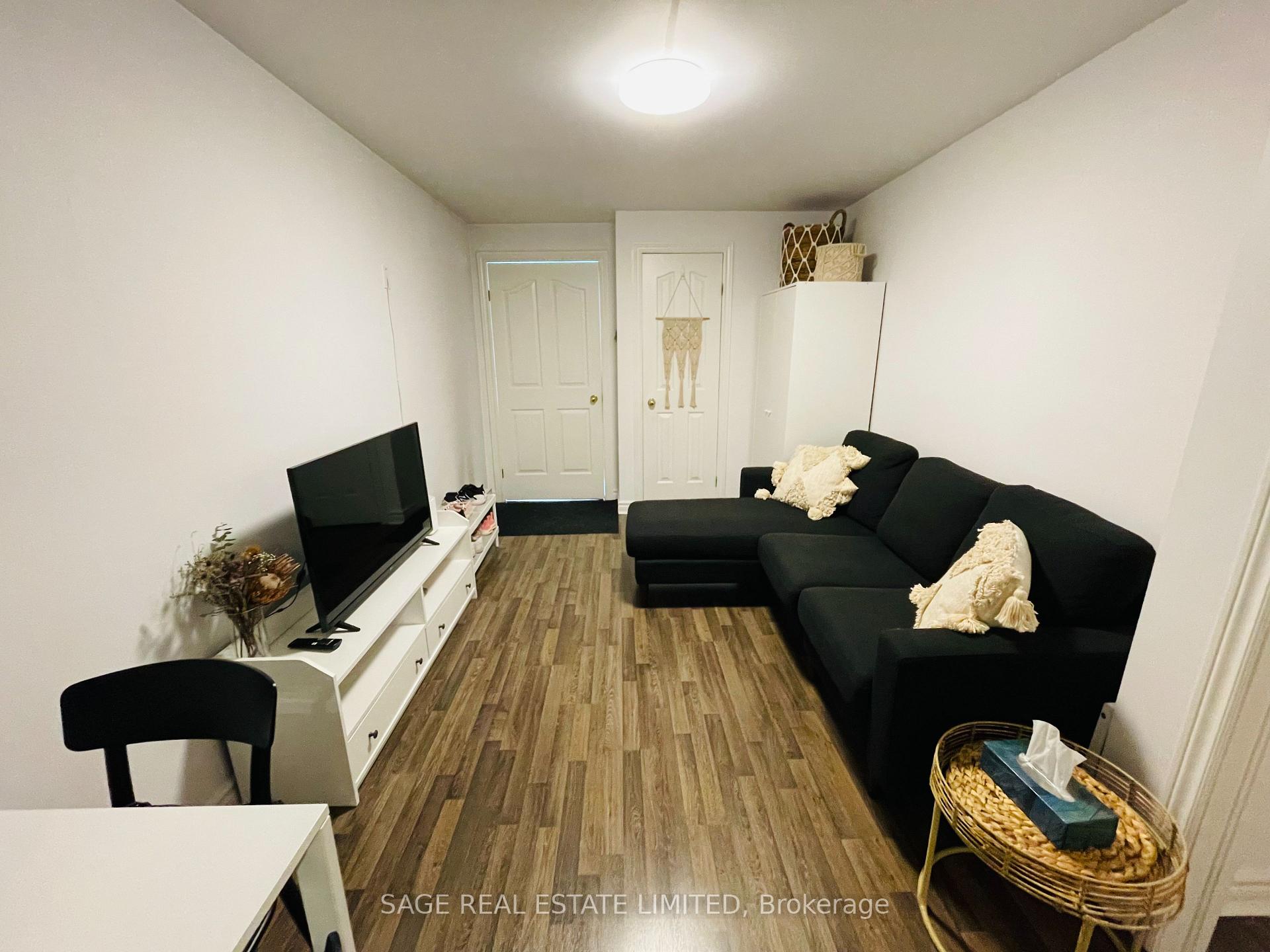 Photo 2 of Unit 5, 296 Runnymede Road, Toronto, Runnymede-Bloor West Village — HOMEH