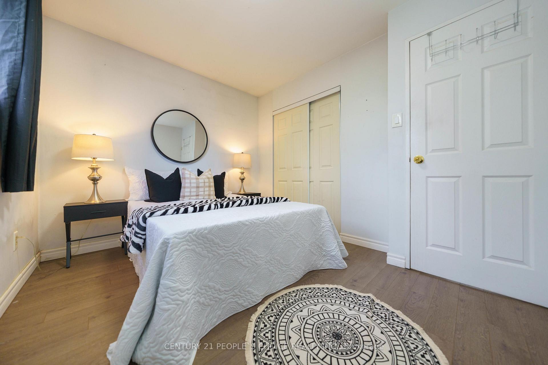 Photo 14 of 172 Hollyberry Trail, North York, Hillcrest Village — HOMEH