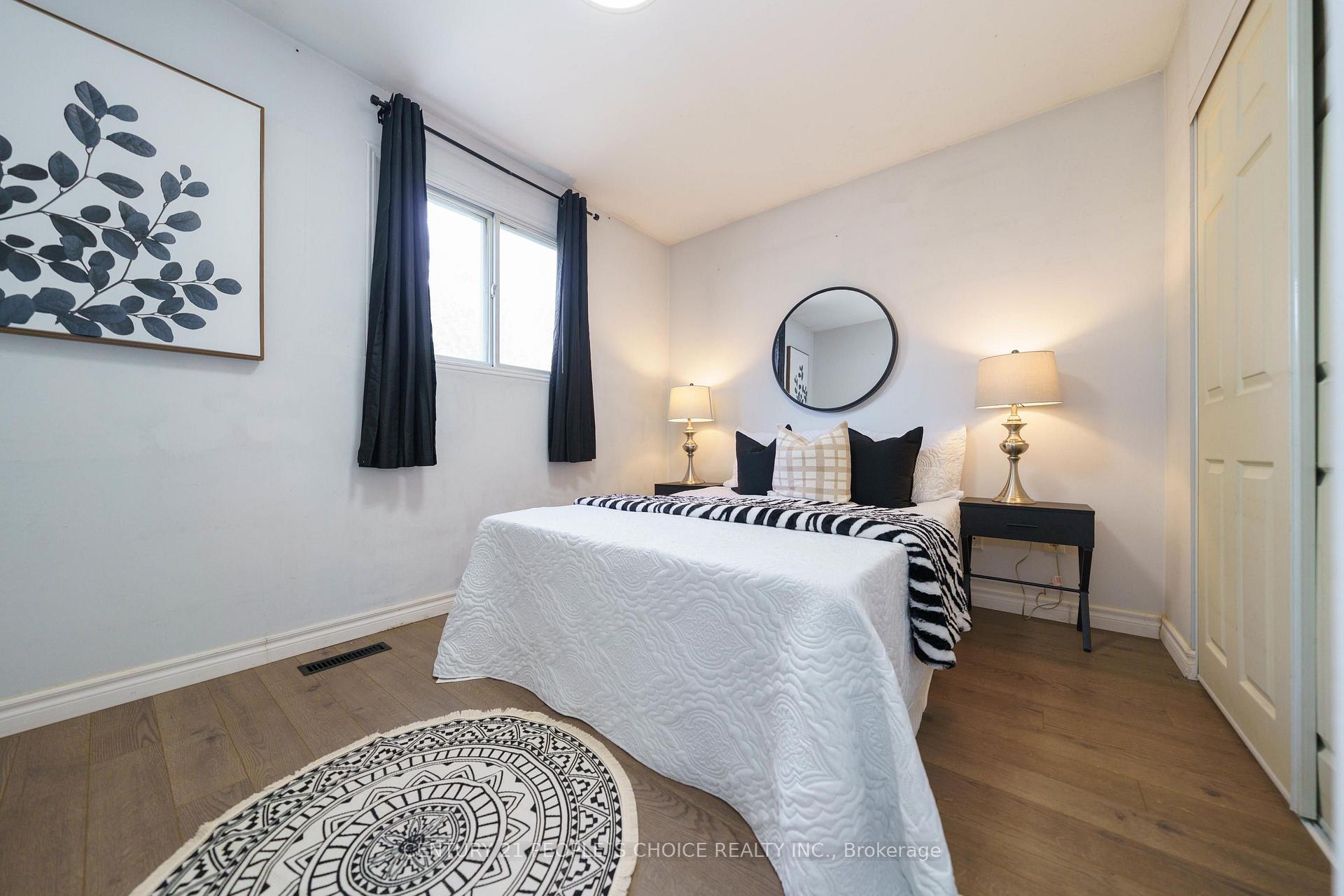 Photo 15 of 172 Hollyberry Trail, North York, Hillcrest Village — HOMEH