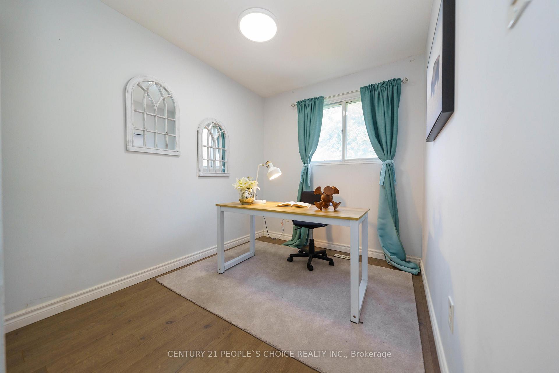 Photo 17 of 172 Hollyberry Trail, North York, Hillcrest Village — HOMEH