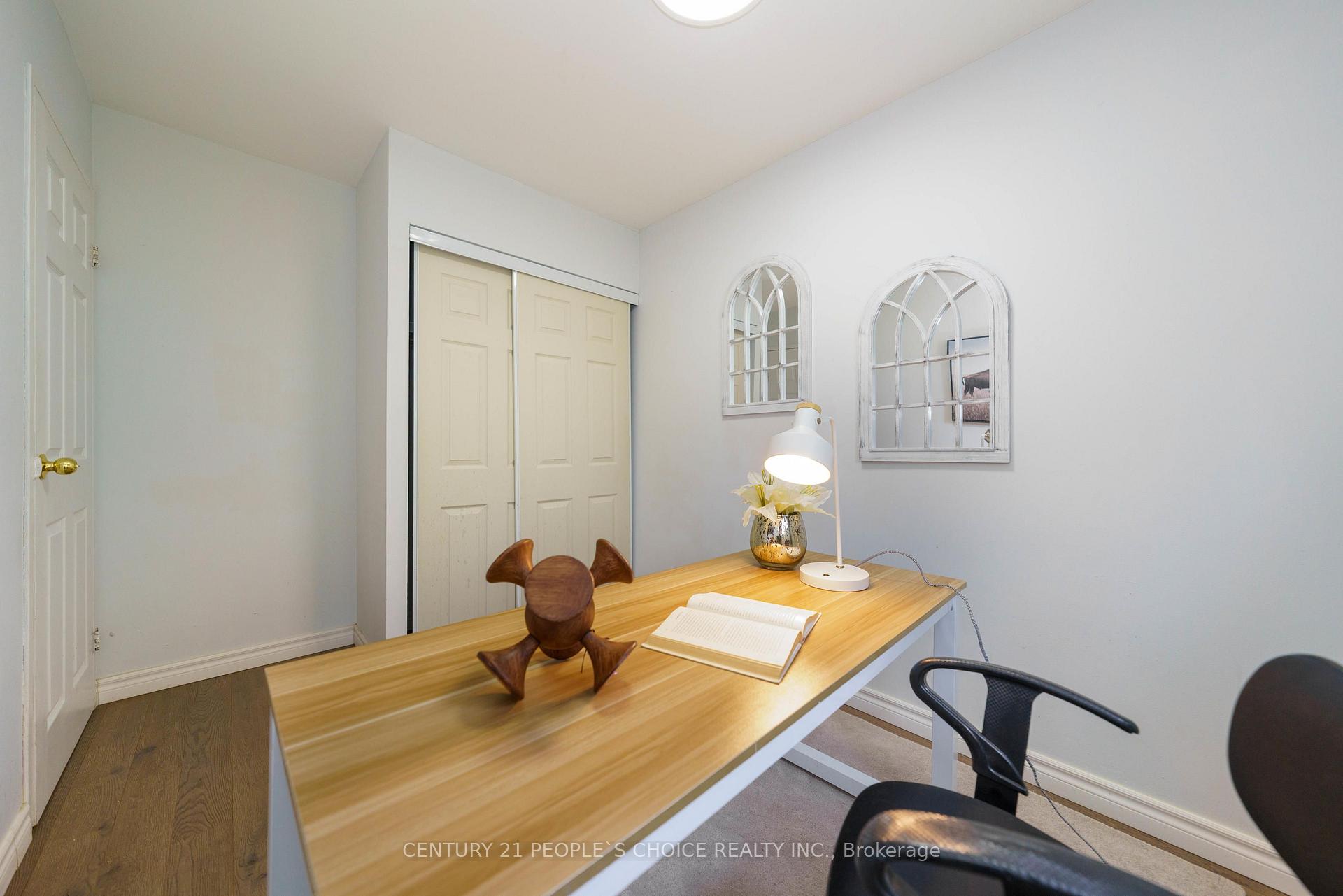 Photo 19 of 172 Hollyberry Trail, North York, Hillcrest Village — HOMEH