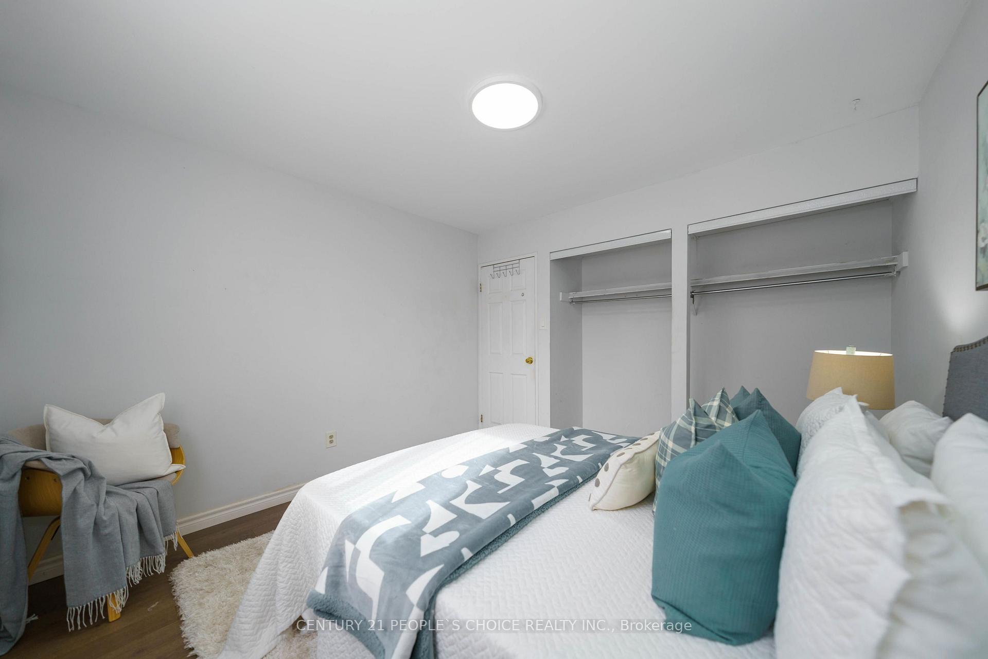 Photo 25 of 172 Hollyberry Trail, North York, Hillcrest Village — HOMEH