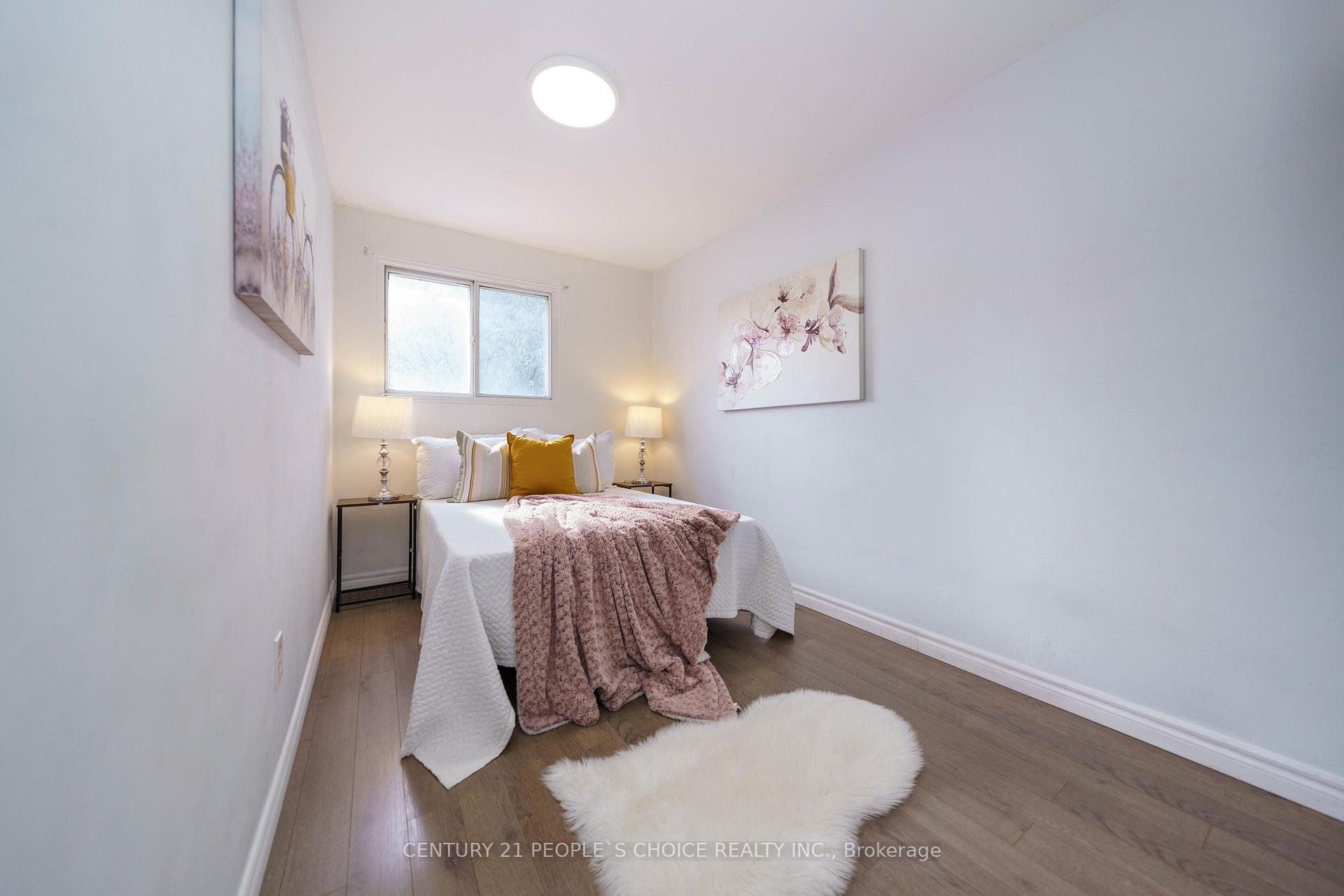 Photo 26 of 172 Hollyberry Trail, North York, Hillcrest Village — HOMEH