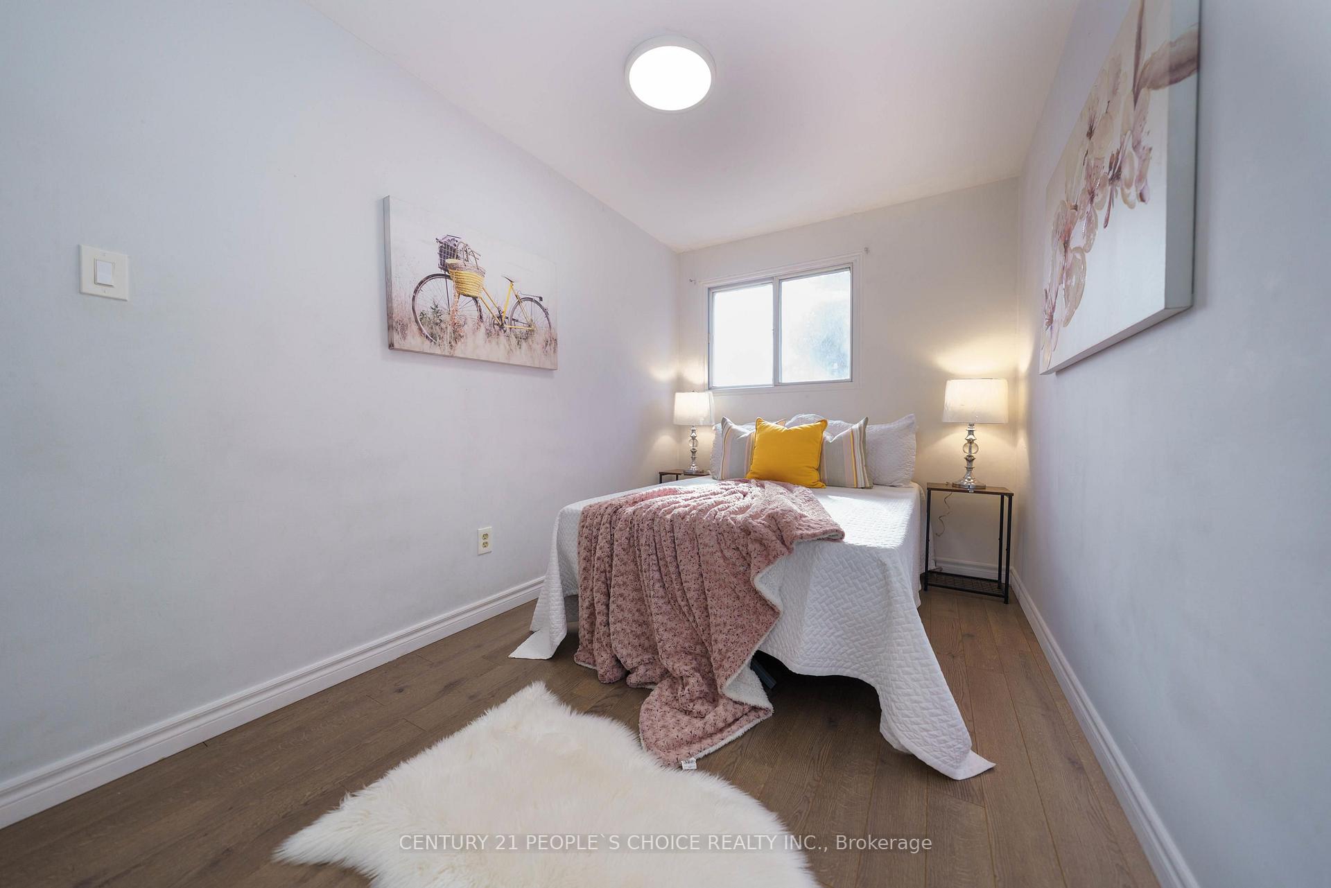 Photo 27 of 172 Hollyberry Trail, North York, Hillcrest Village — HOMEH