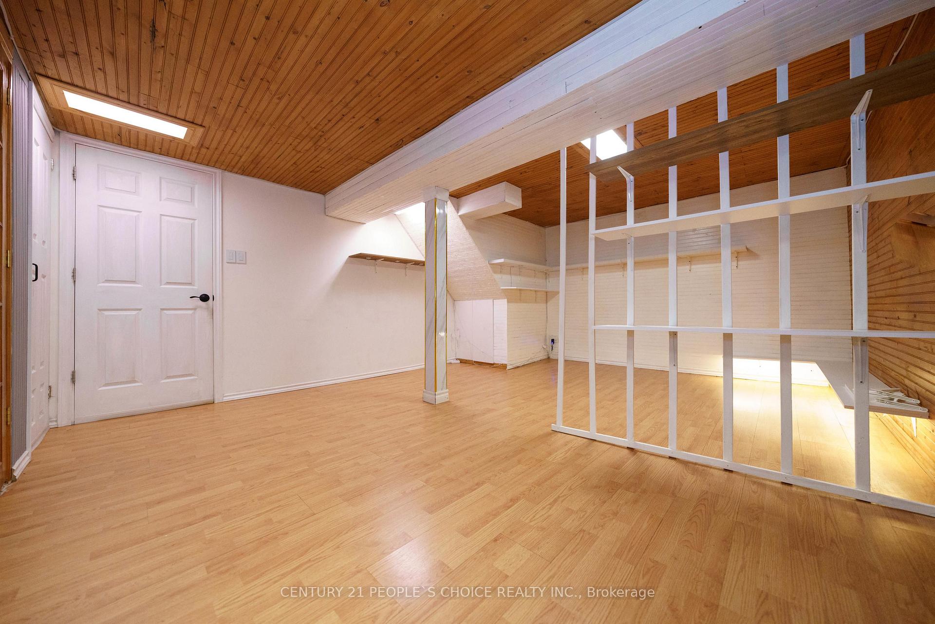 Photo 34 of 172 Hollyberry Trail, North York, Hillcrest Village — HOMEH