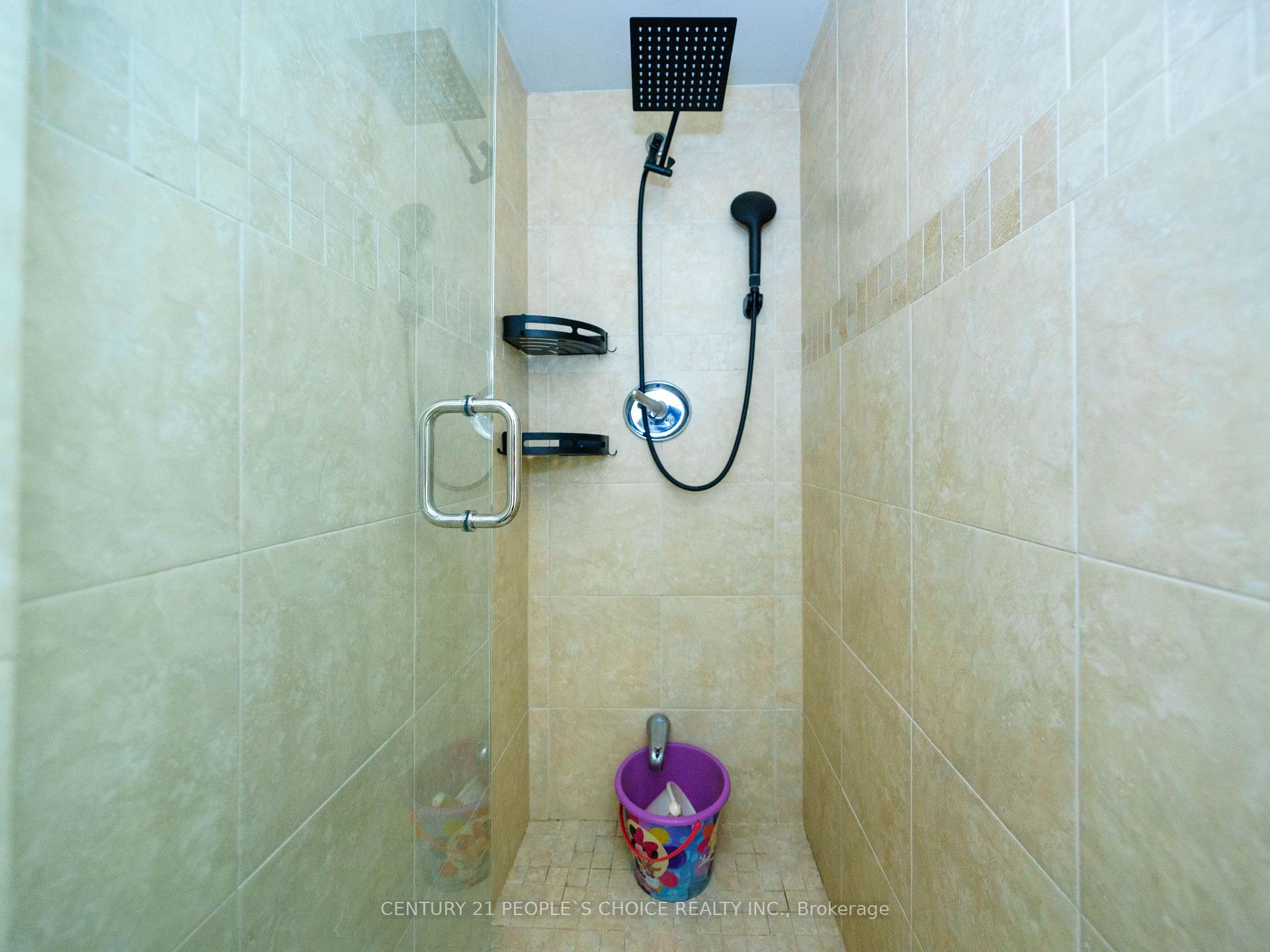 Photo 42 of 172 Hollyberry Trail, North York, Hillcrest Village — HOMEH