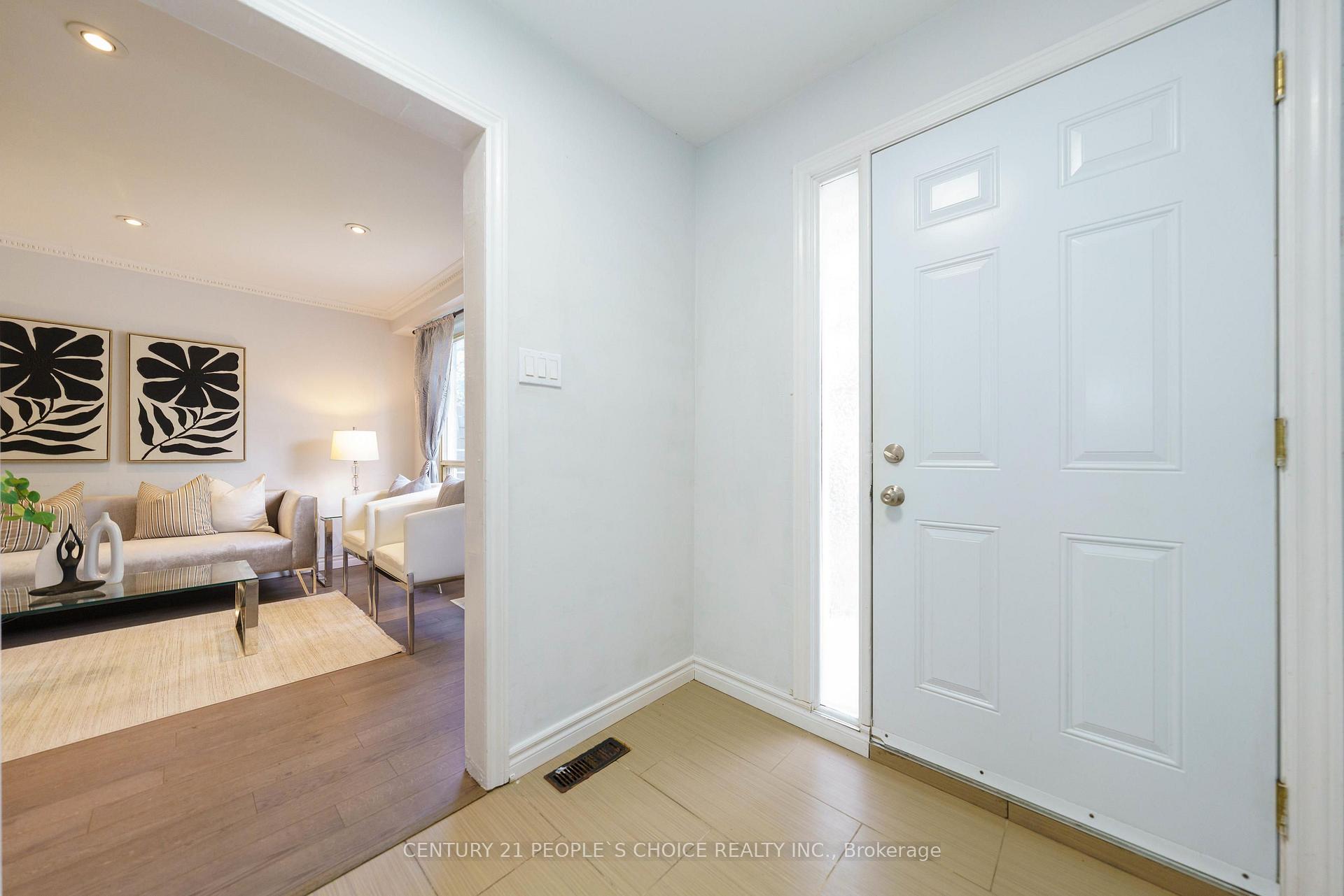 Photo 45 of 172 Hollyberry Trail, North York, Hillcrest Village — HOMEH