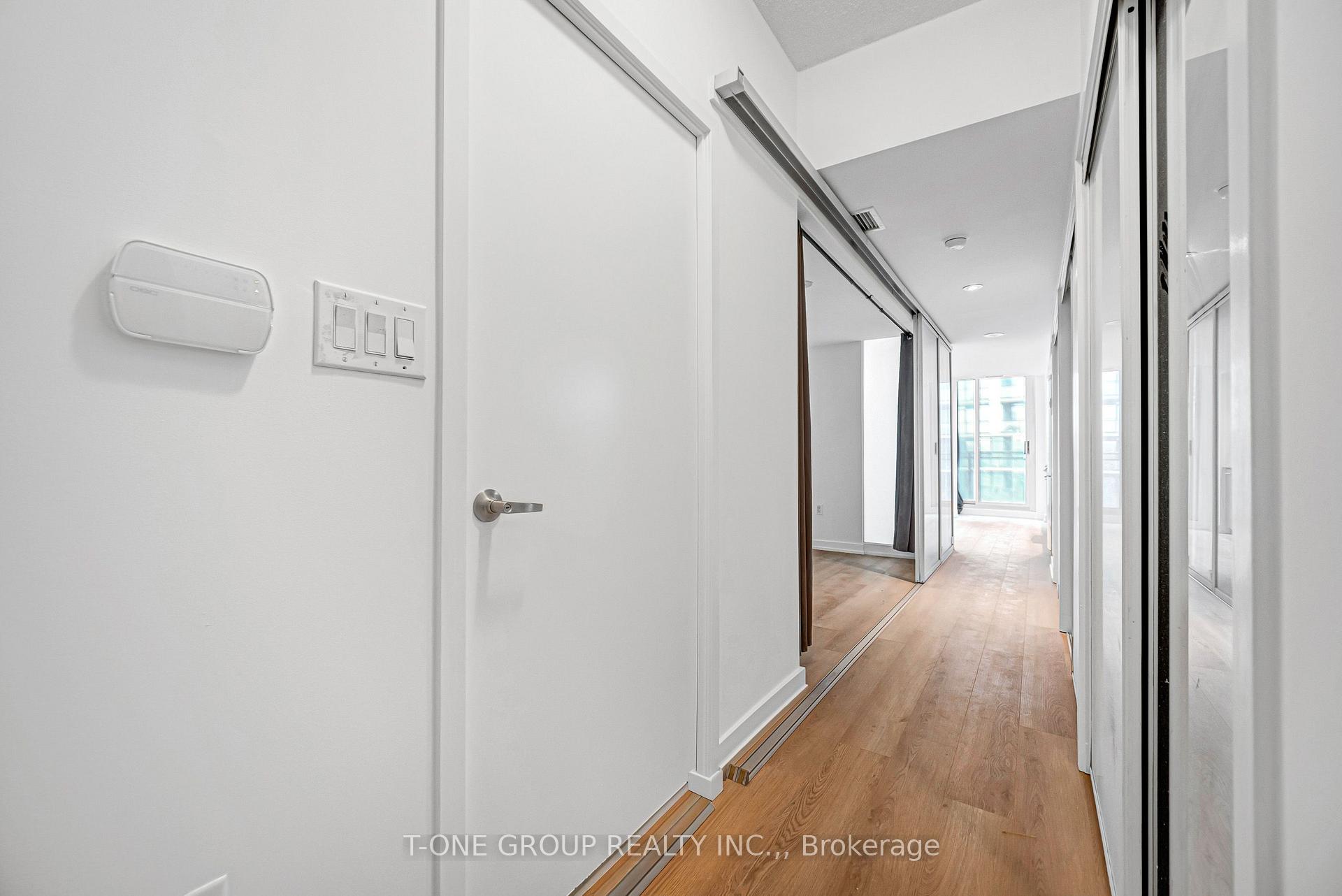 Photo 10 of Unit 738, 8 Telegram Mews, Toronto, Waterfront Communities — HOMEH