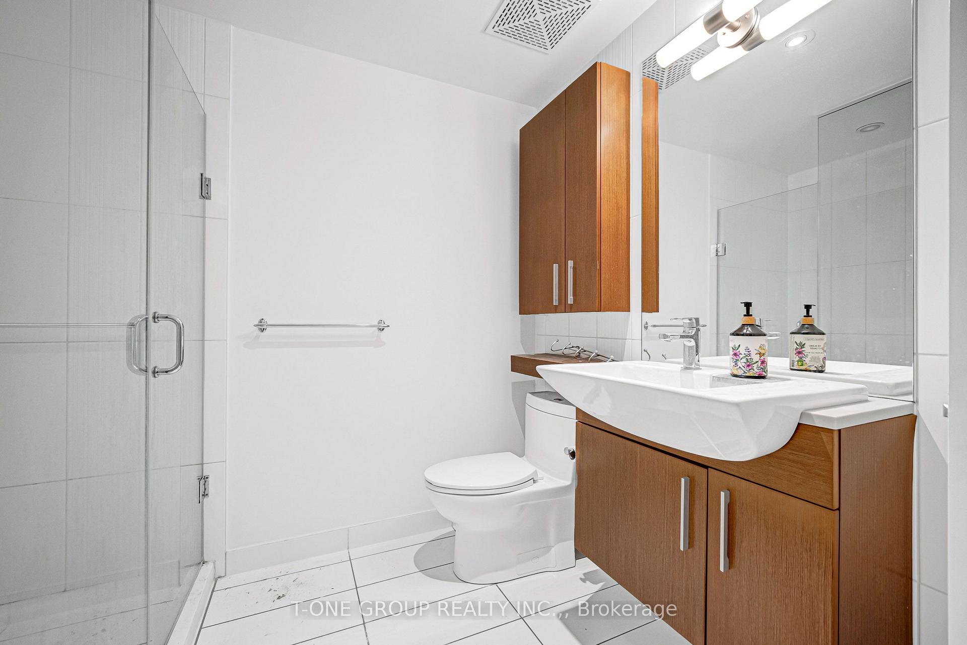 Photo 13 of Unit 738, 8 Telegram Mews, Toronto, Waterfront Communities — HOMEH