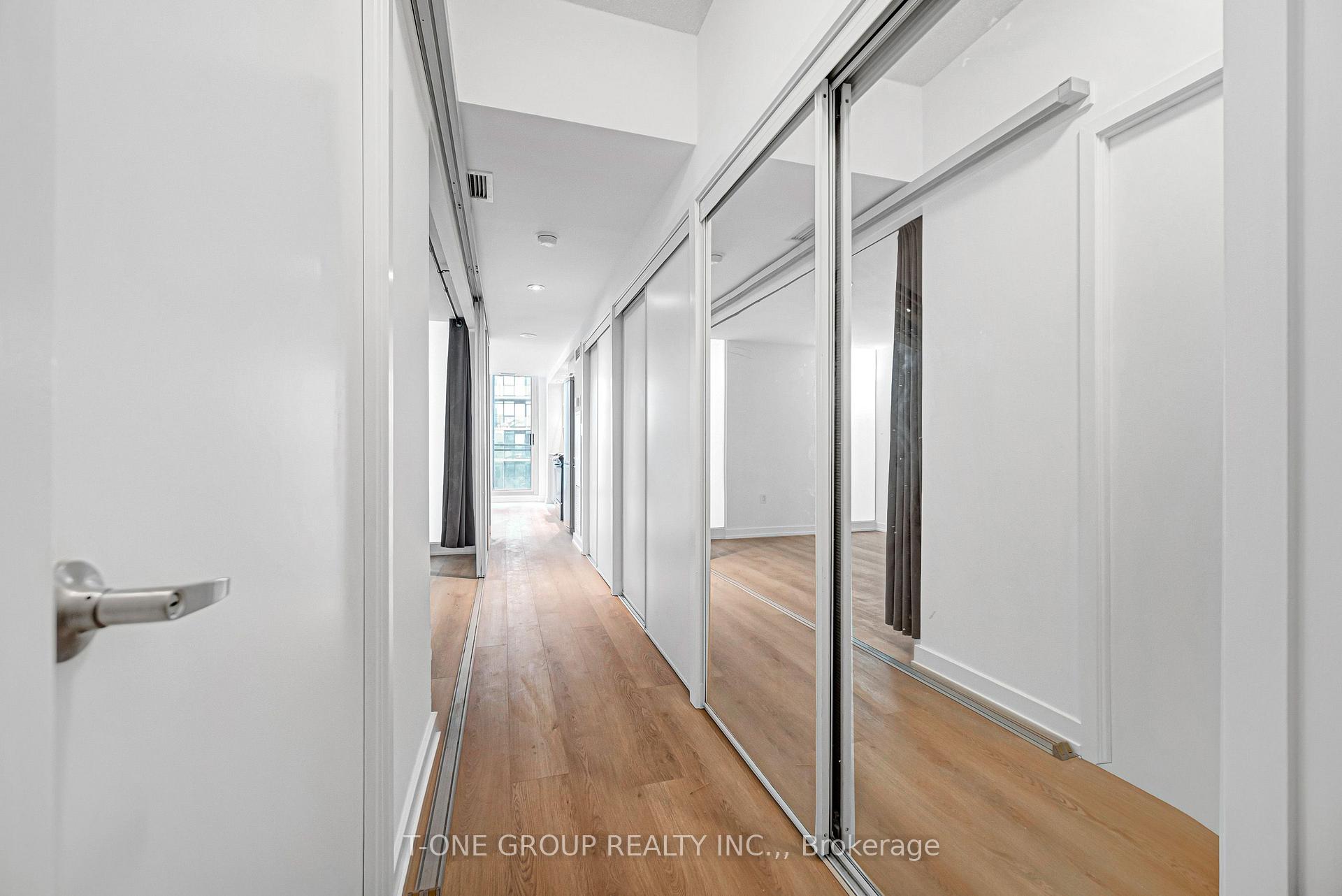 Photo 15 of Unit 738, 8 Telegram Mews, Toronto, Waterfront Communities — HOMEH