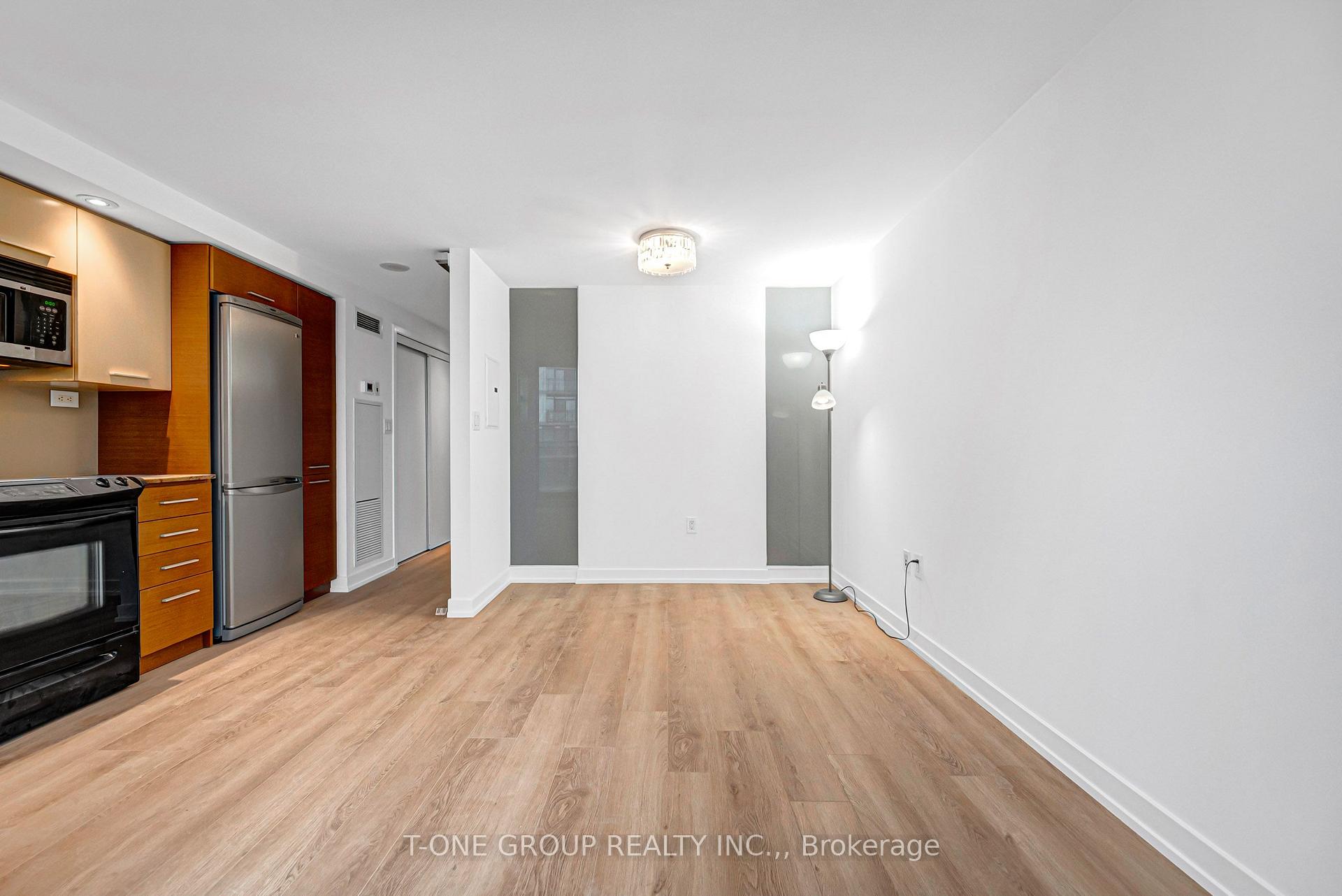 Photo 24 of Unit 738, 8 Telegram Mews, Toronto, Waterfront Communities — HOMEH