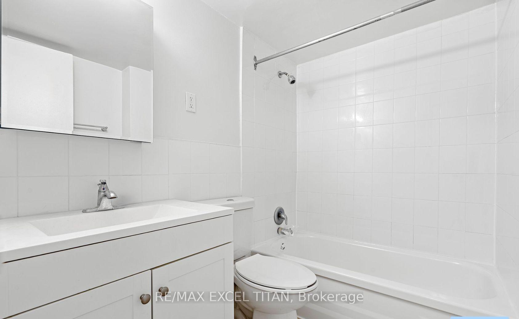 Photo 5 of Unit 409, 2255 Weston Road, North York, Weston — HOMEH