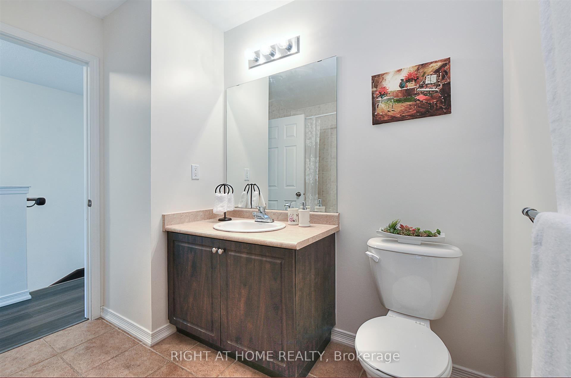 Photo 16 of Unit 34, 7 Sirente Drive, Hamilton, Crerar — HOMEH