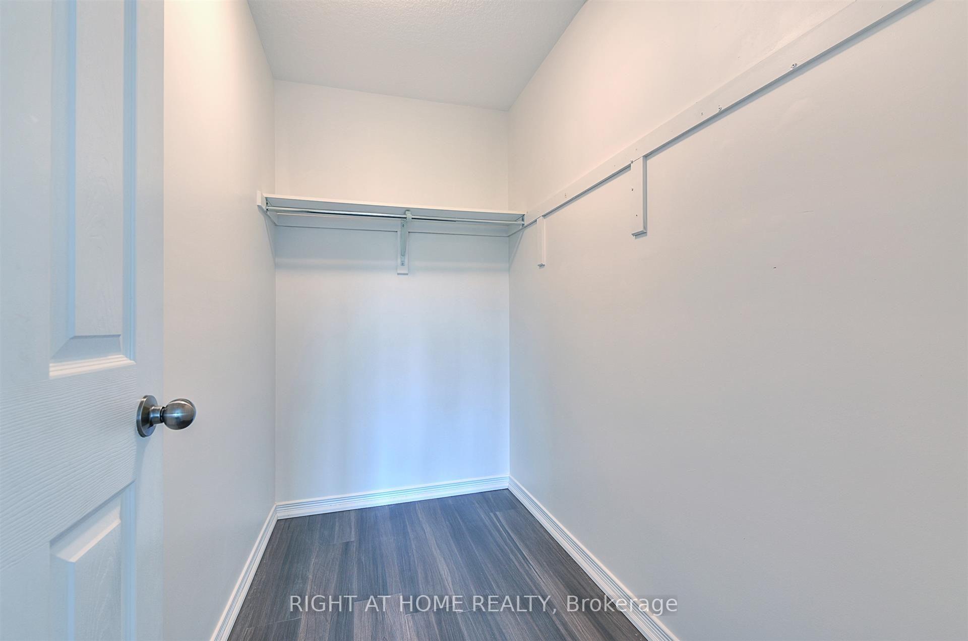 Photo 17 of Unit 34, 7 Sirente Drive, Hamilton, Crerar — HOMEH
