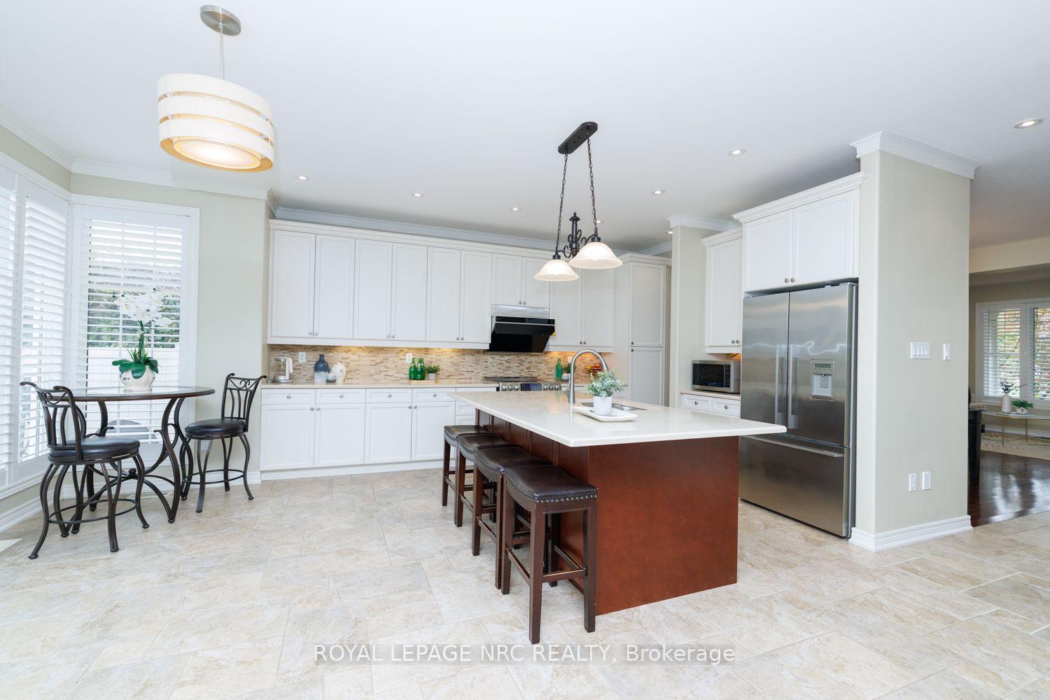 Photo 12 of 6430 St Michael Avenue, Niagara Falls, Forestview — HOMEH