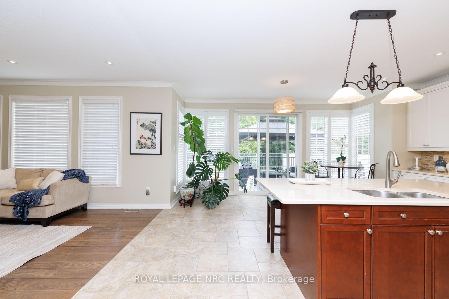 Photo 13 of 6430 St Michael Avenue, Niagara Falls, Forestview — HOMEH