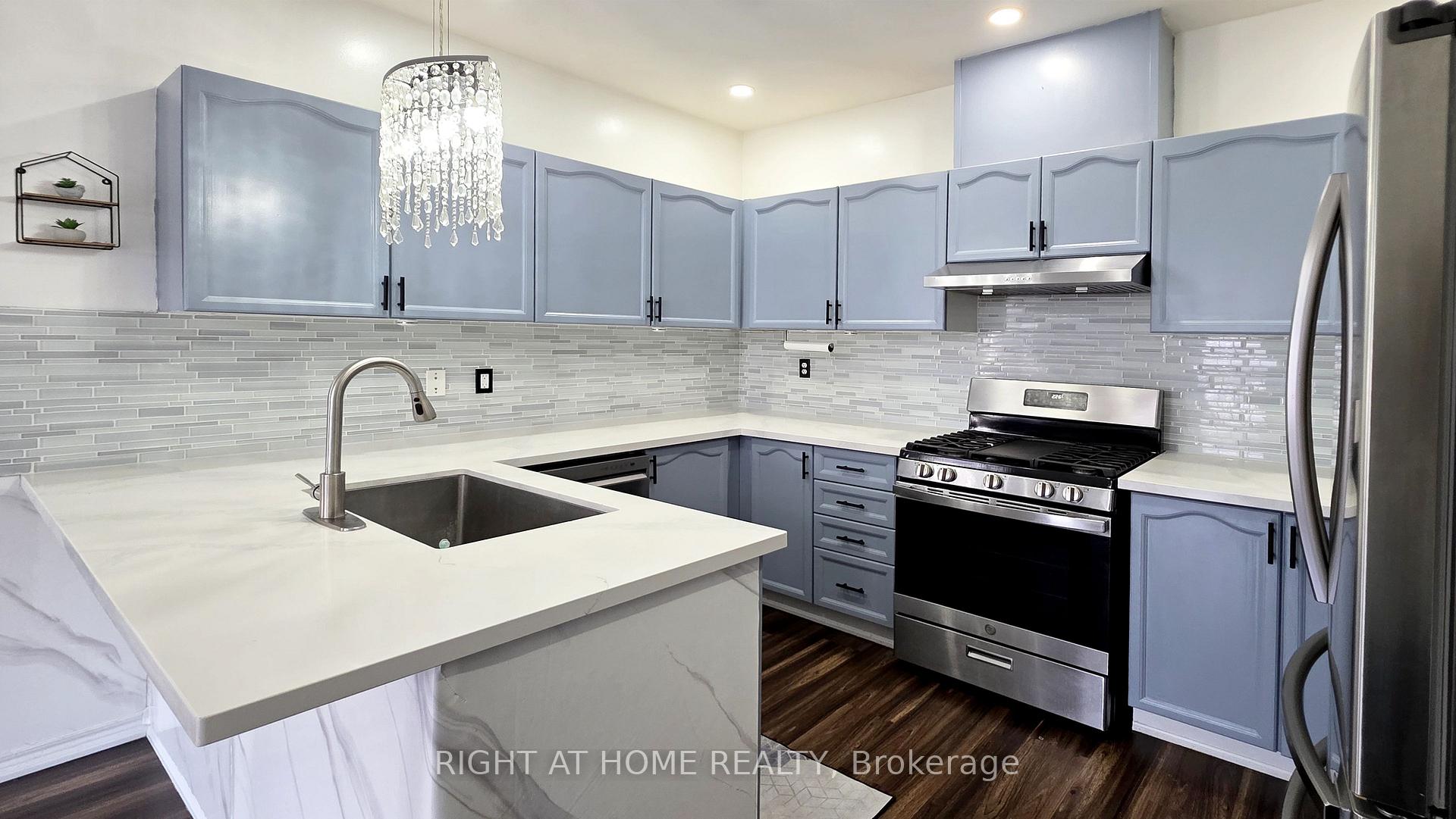 Photo 7 of 11 Pottle Lane, Ajax, South East — HOMEH