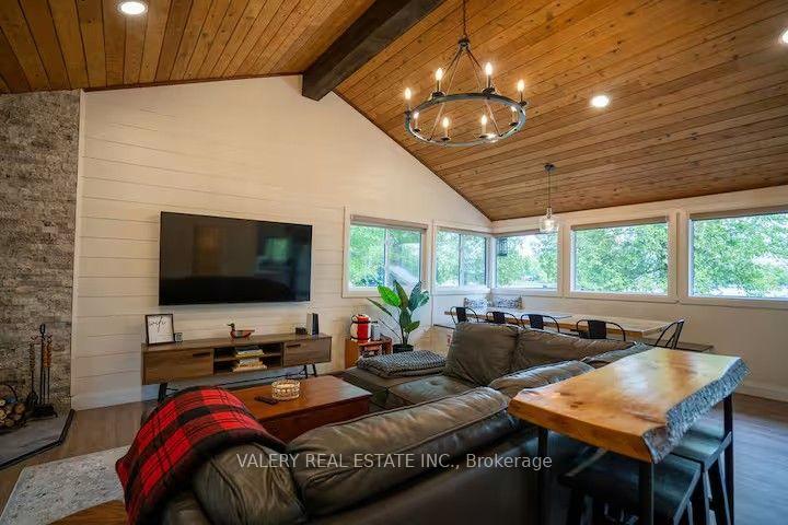Photo 5 of 572 Mallard Circle, Selwyn — HOMEH