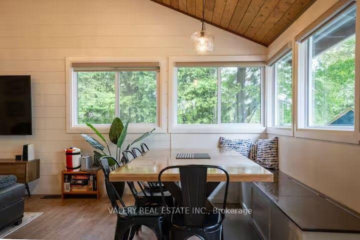 Photo 8 of 572 Mallard Circle, Selwyn — HOMEH