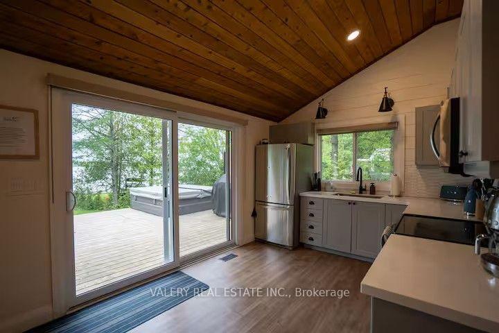 Photo 10 of 572 Mallard Circle, Selwyn — HOMEH
