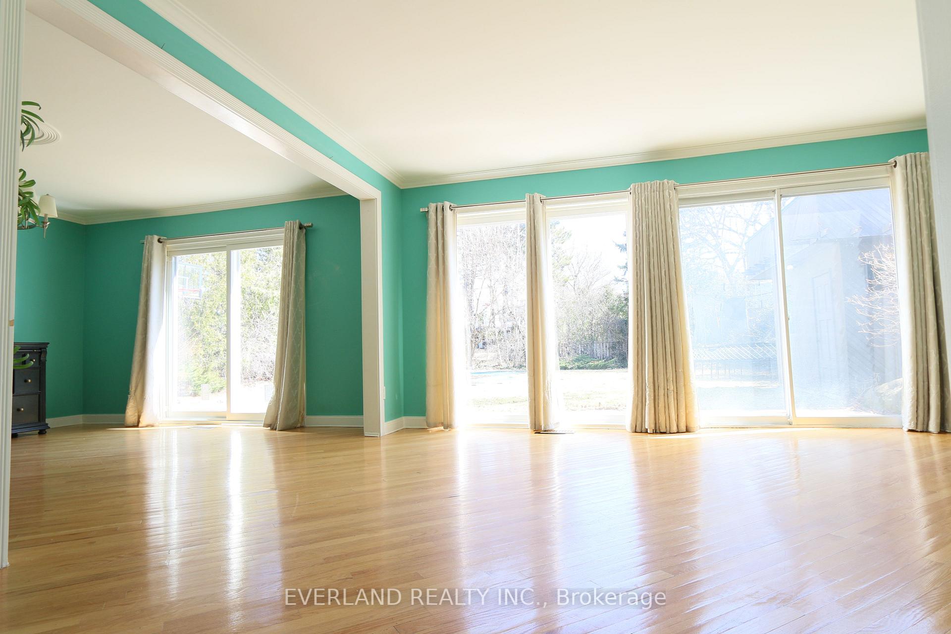 Photo 12 of 18 Silvergrove Road, North York, St. Andrew-Windfields — HOMEH