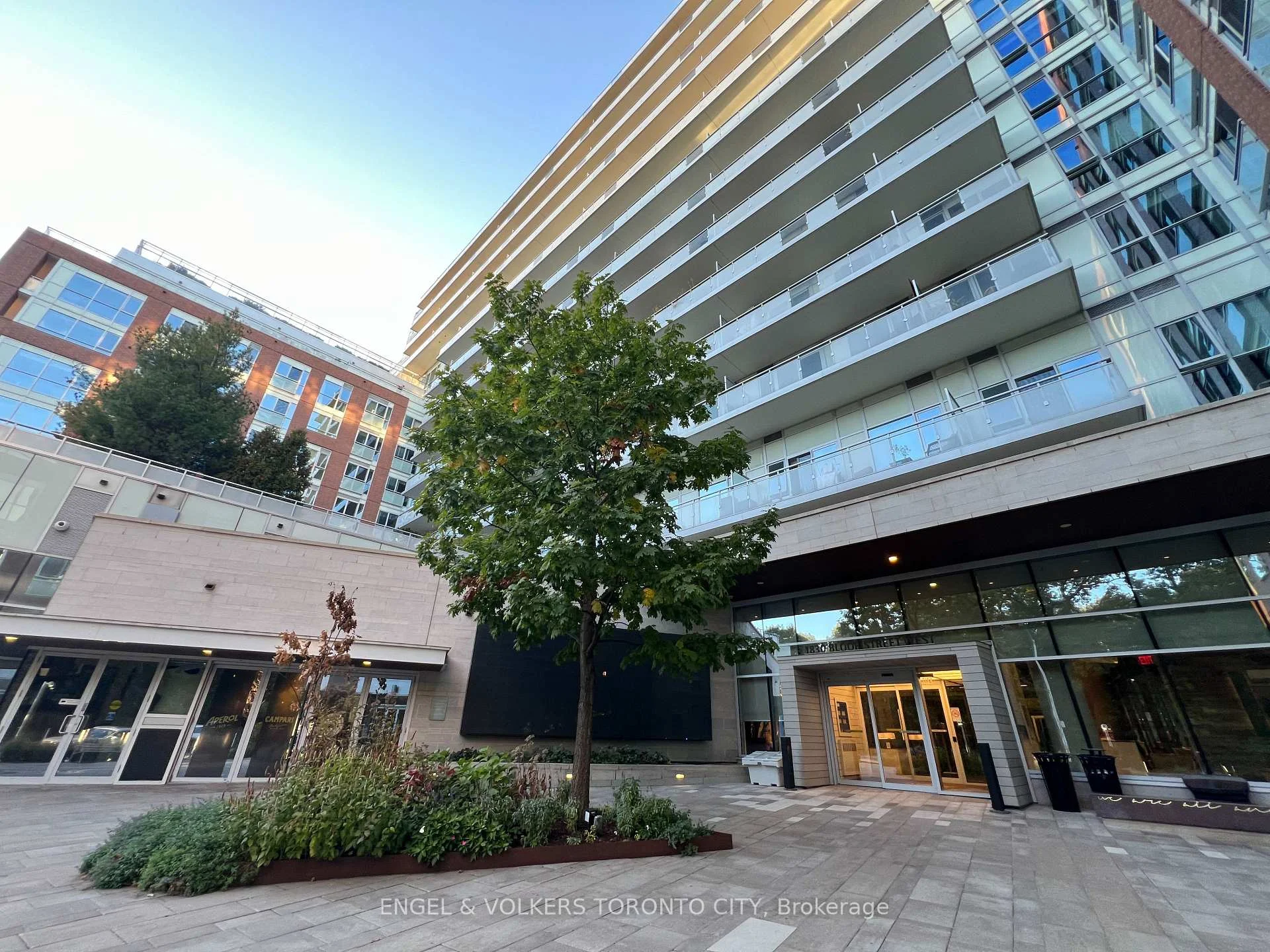 Photo of Unit 330, 1830 Bloor Street W