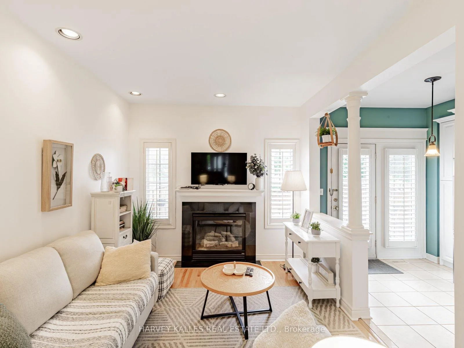 Photo 7 of 179 Kingsbridge Circle, Vaughan, Beverley Glen — HOMEH