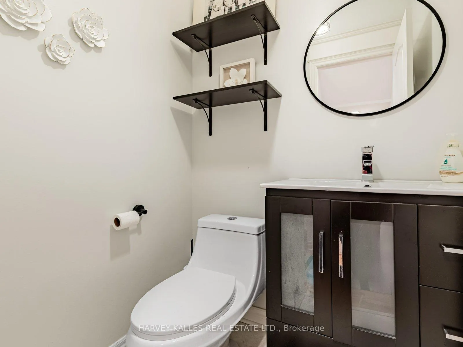 Photo 13 of 179 Kingsbridge Circle, Vaughan, Beverley Glen — HOMEH