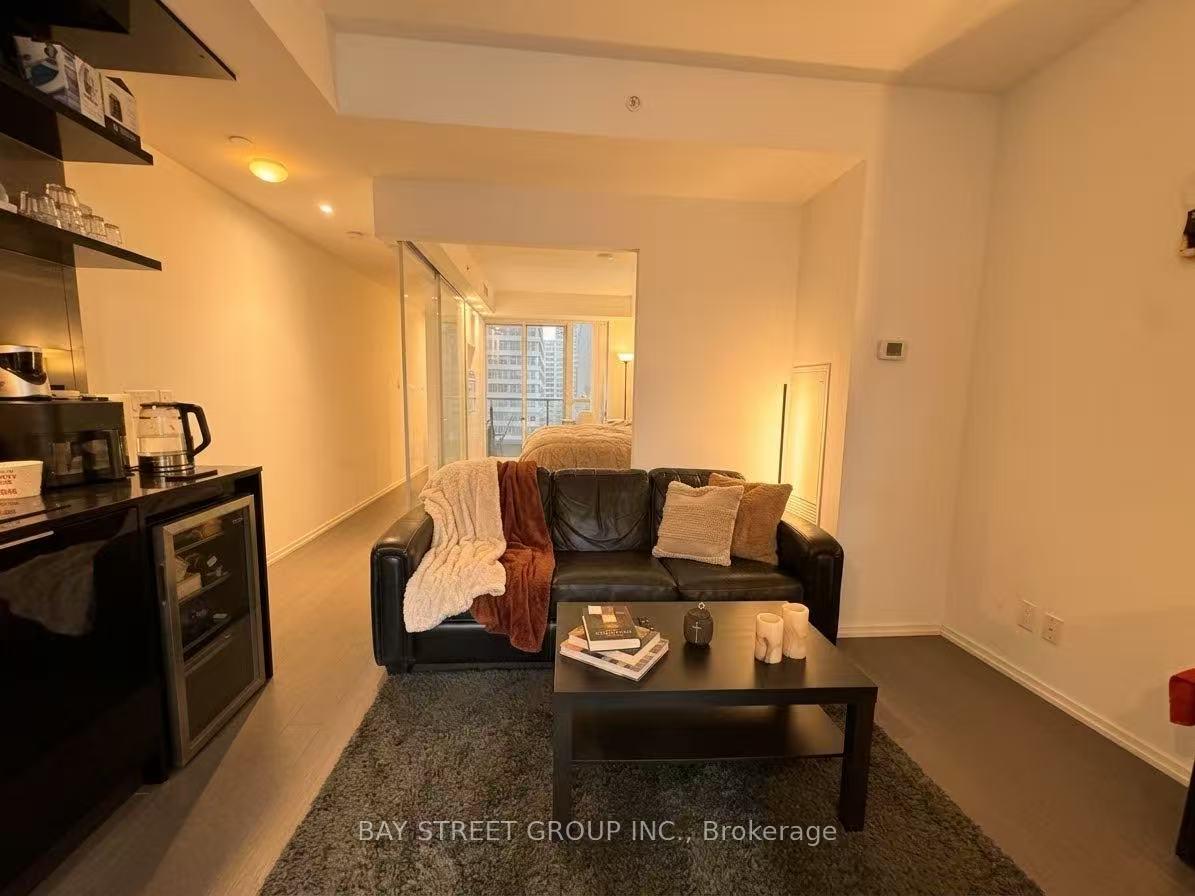 Photo 6 of Unit 712, 70 Temperance Street, Toronto, Bay Street Corridor — HOMEH