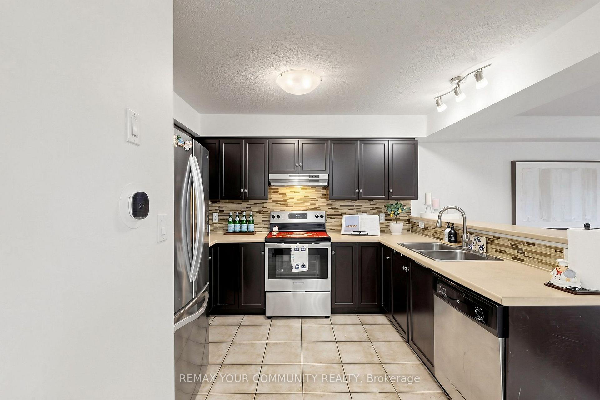 Photo 12 of Unit 50, 167 Arkell Road, Guelph, Pineridge/Westminster Woods — HOMEH
