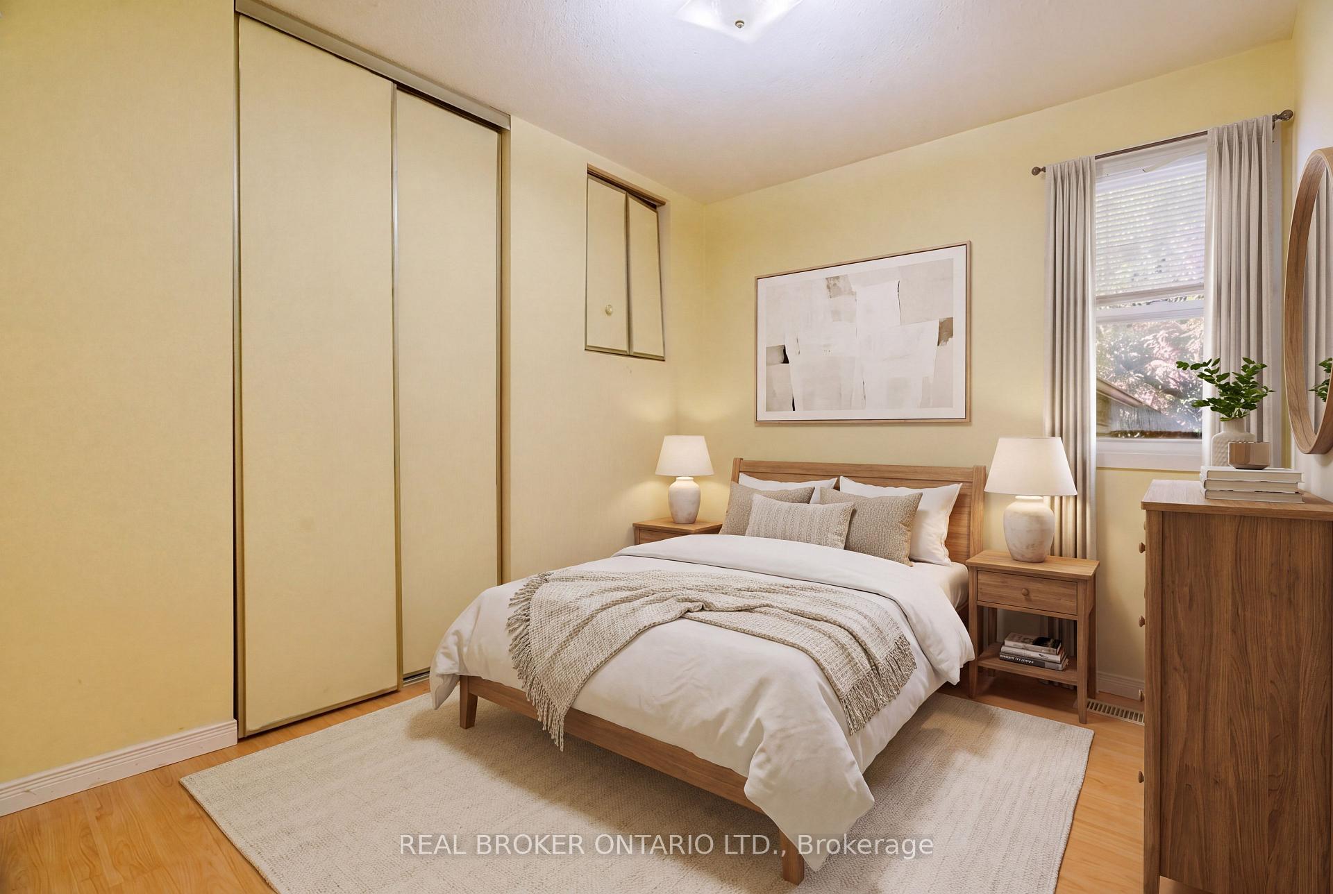 Photo 22 of 16 Gold Crescent, Russell, Village of Russell — HOMEH