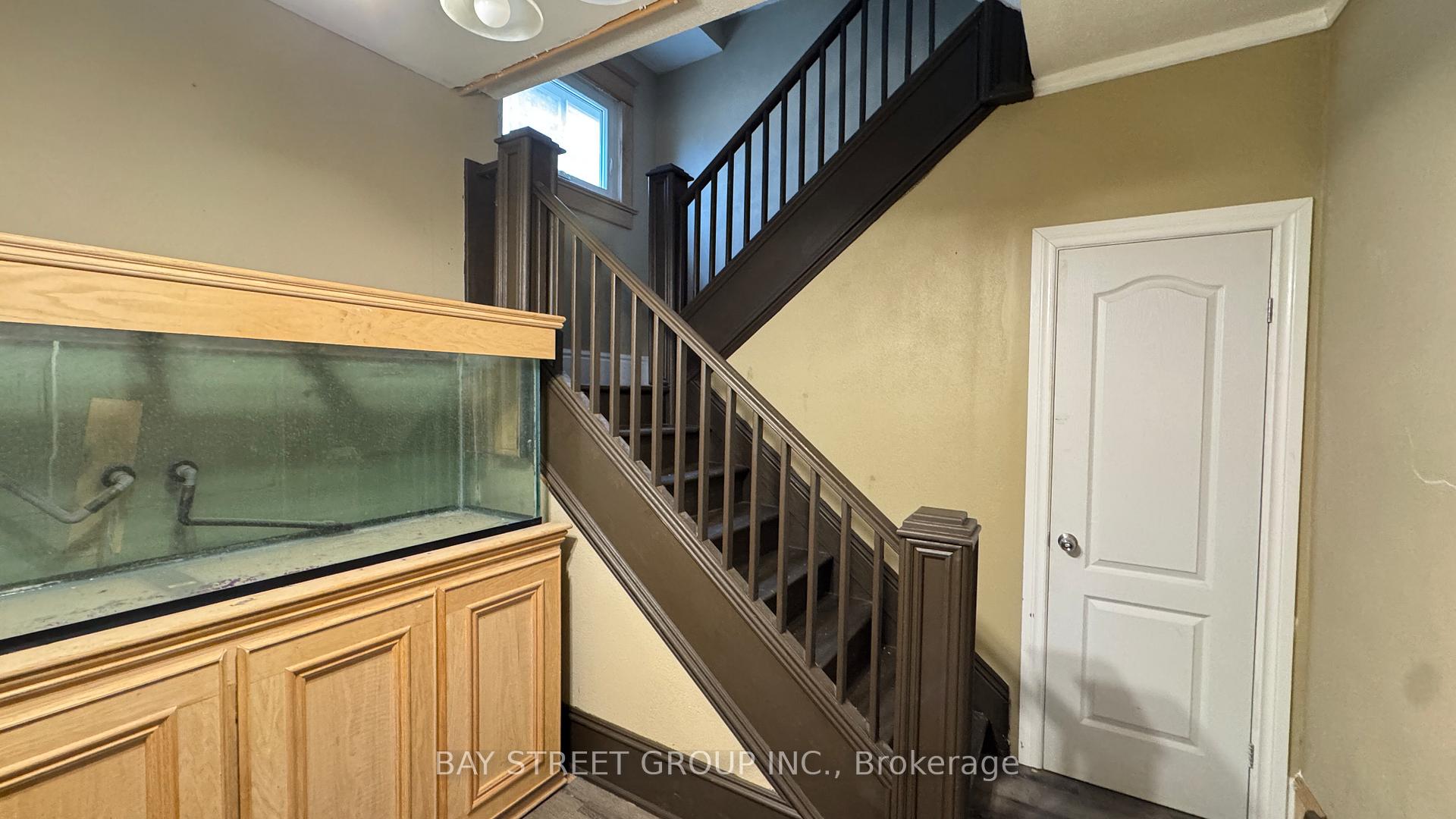 Photo 2 of Unit Upper, 5114 Mcrae Street, Niagara Falls, Cherrywood — HOMEH